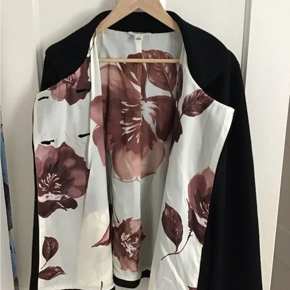 Beautiful Talbots jacket. EUC - Picture 5 of 5